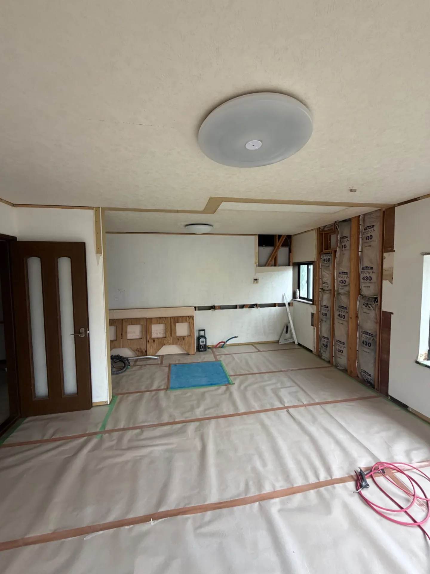 施工中